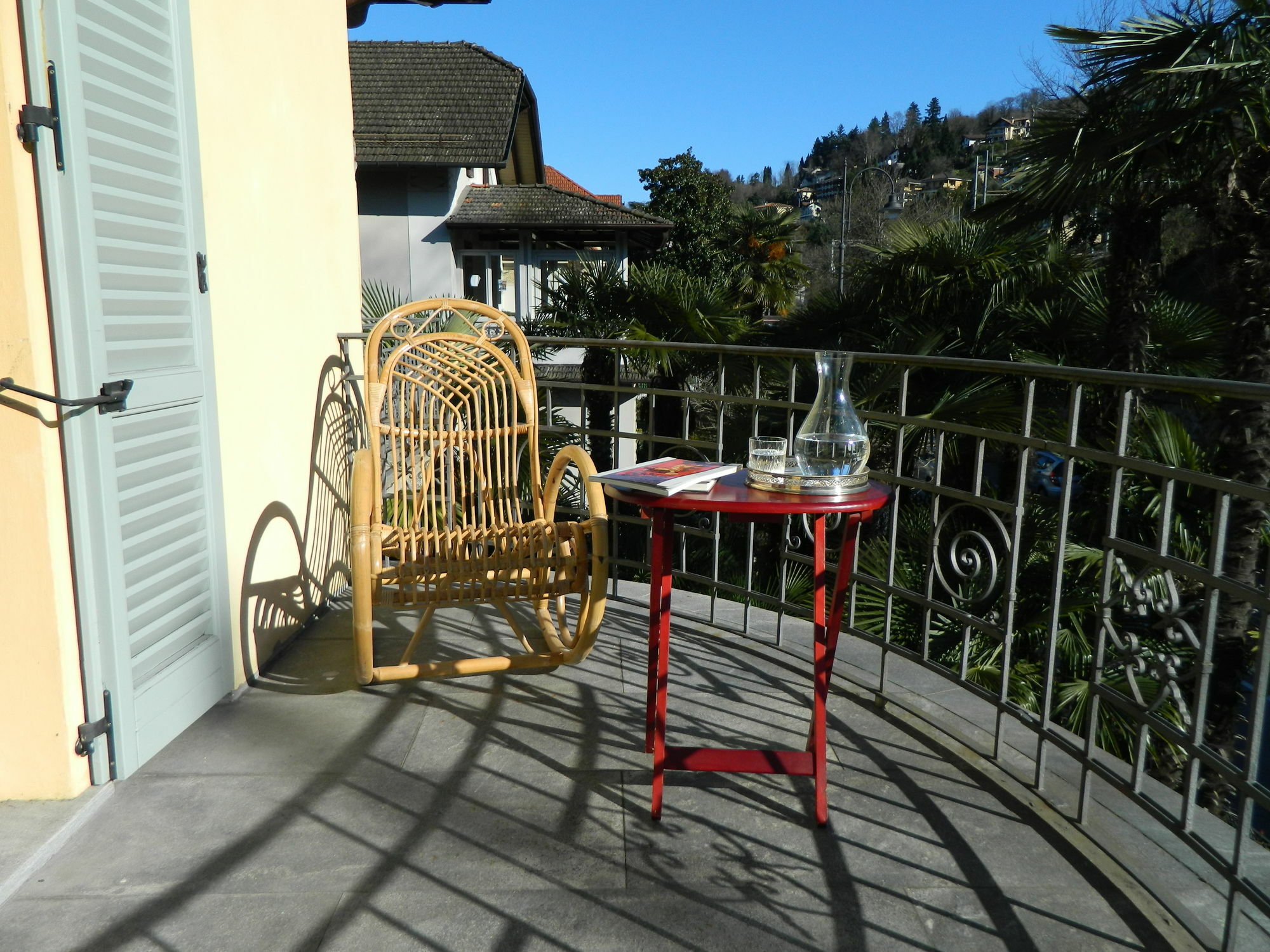 Carducci 24 * Stresa